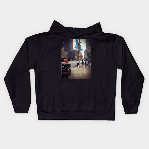 Tourists, Manhattan, New York City Kids Hoodie by eleonoraingrid